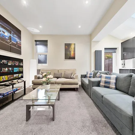Modern Apartment In Shepherds Bush, Near Westfield Londres Exterior foto