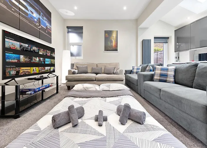 Modern Apartment In Shepherds Bush, Near Westfield